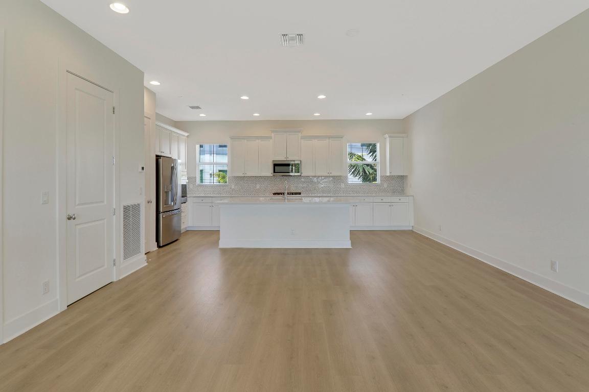 5143 Beckman Terrace