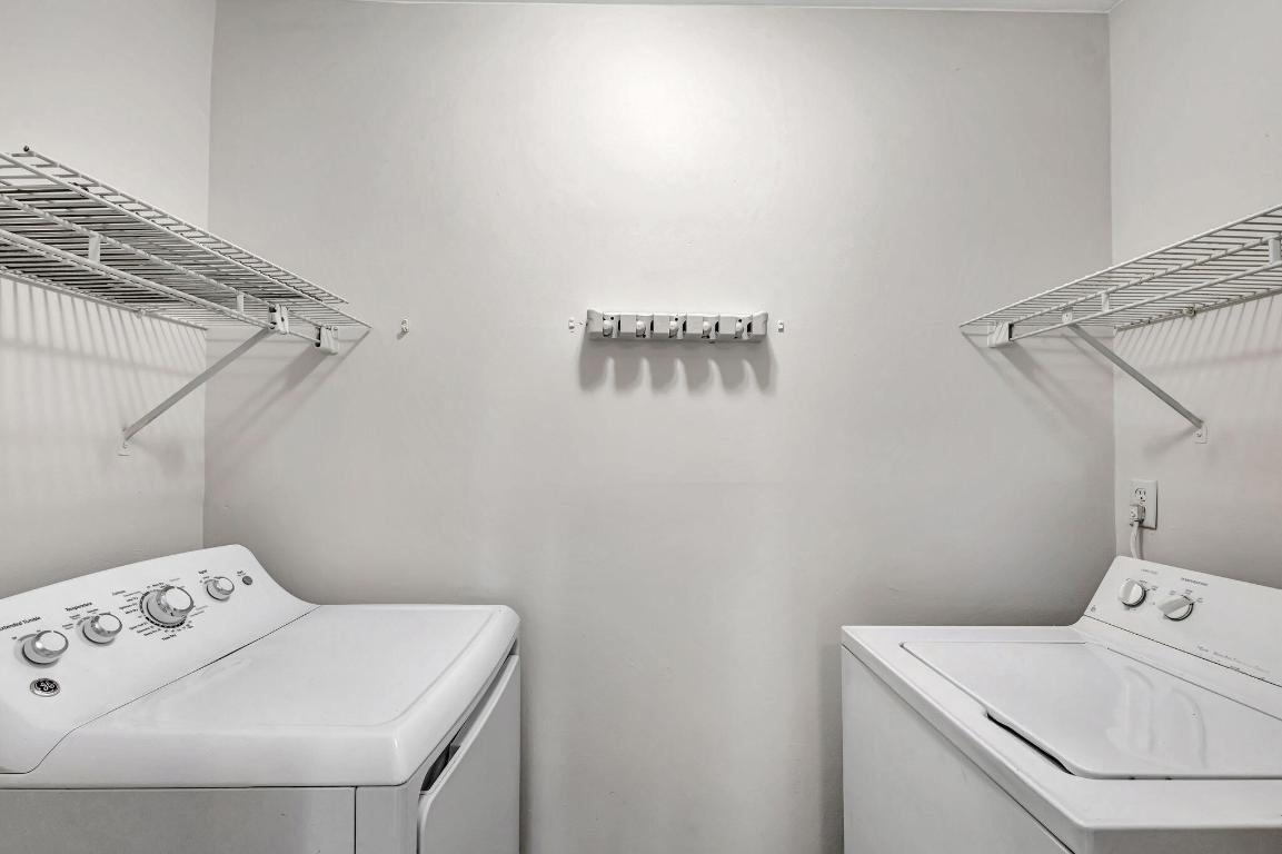 1107 Duncan Circle 102