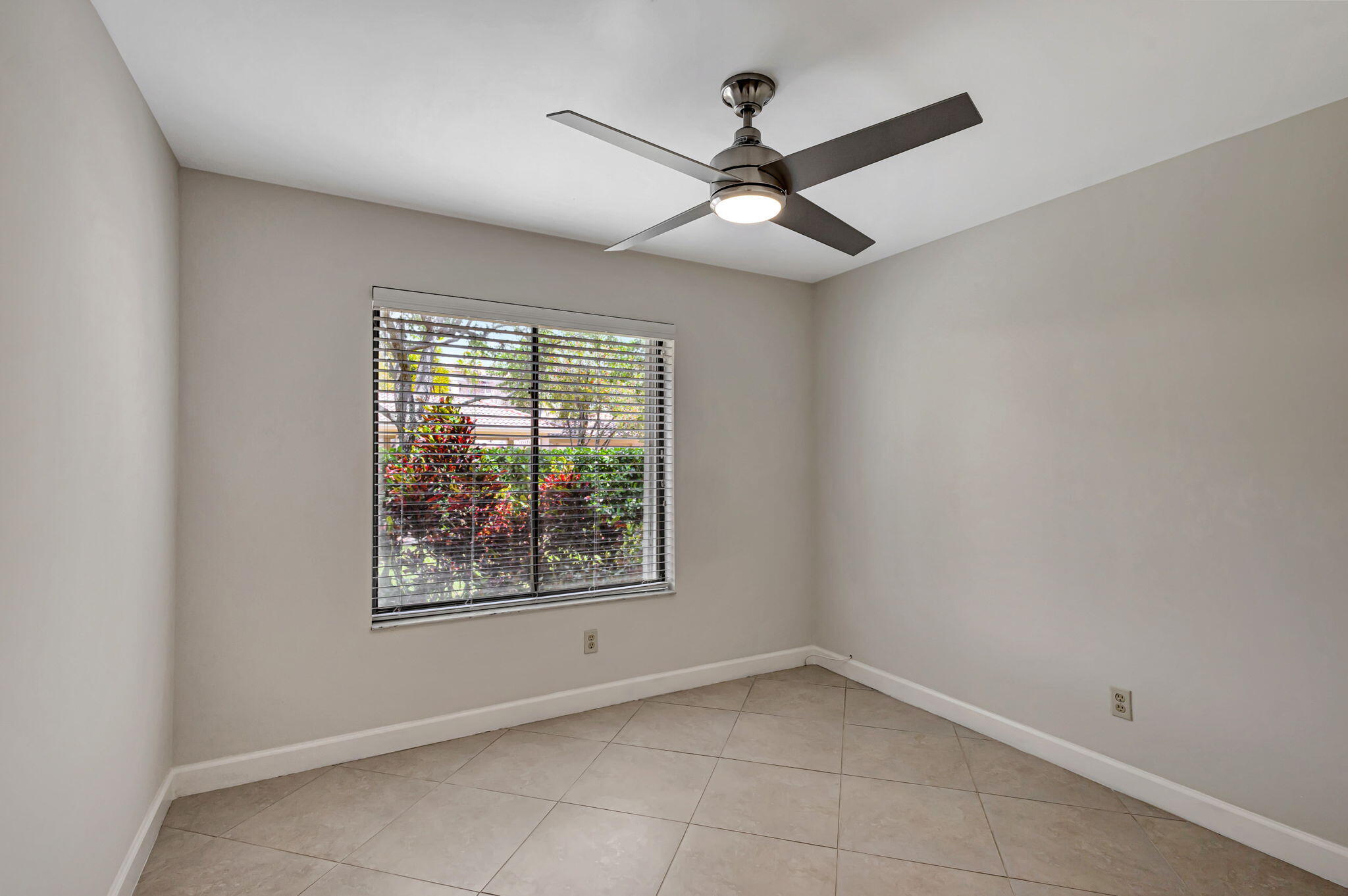 1107 Duncan Circle 102