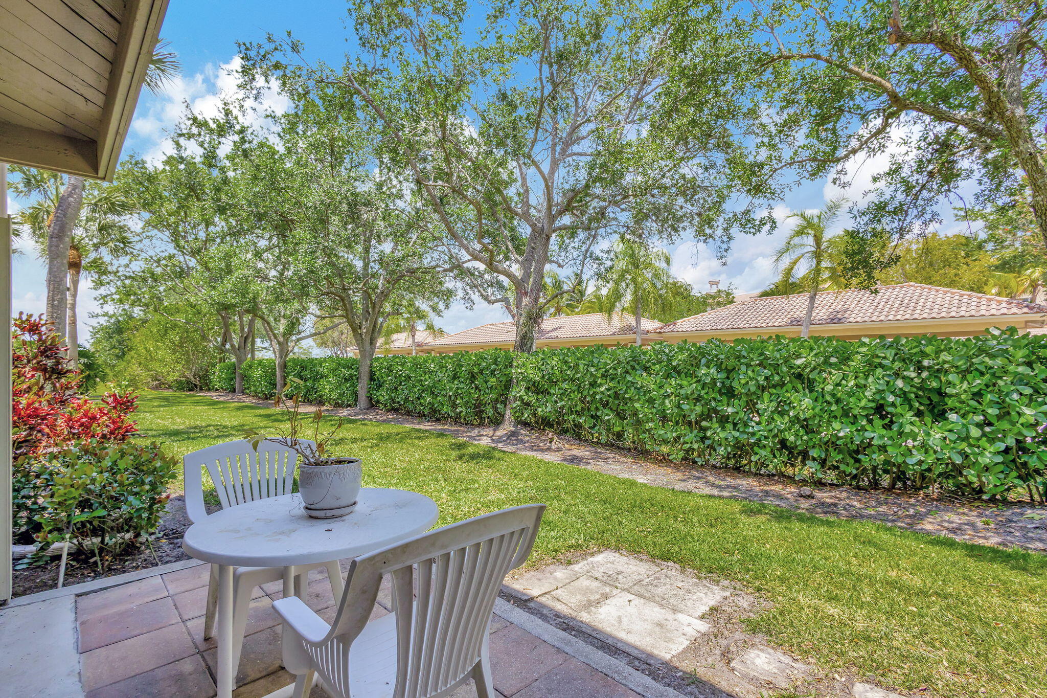 1107 Duncan Circle 102