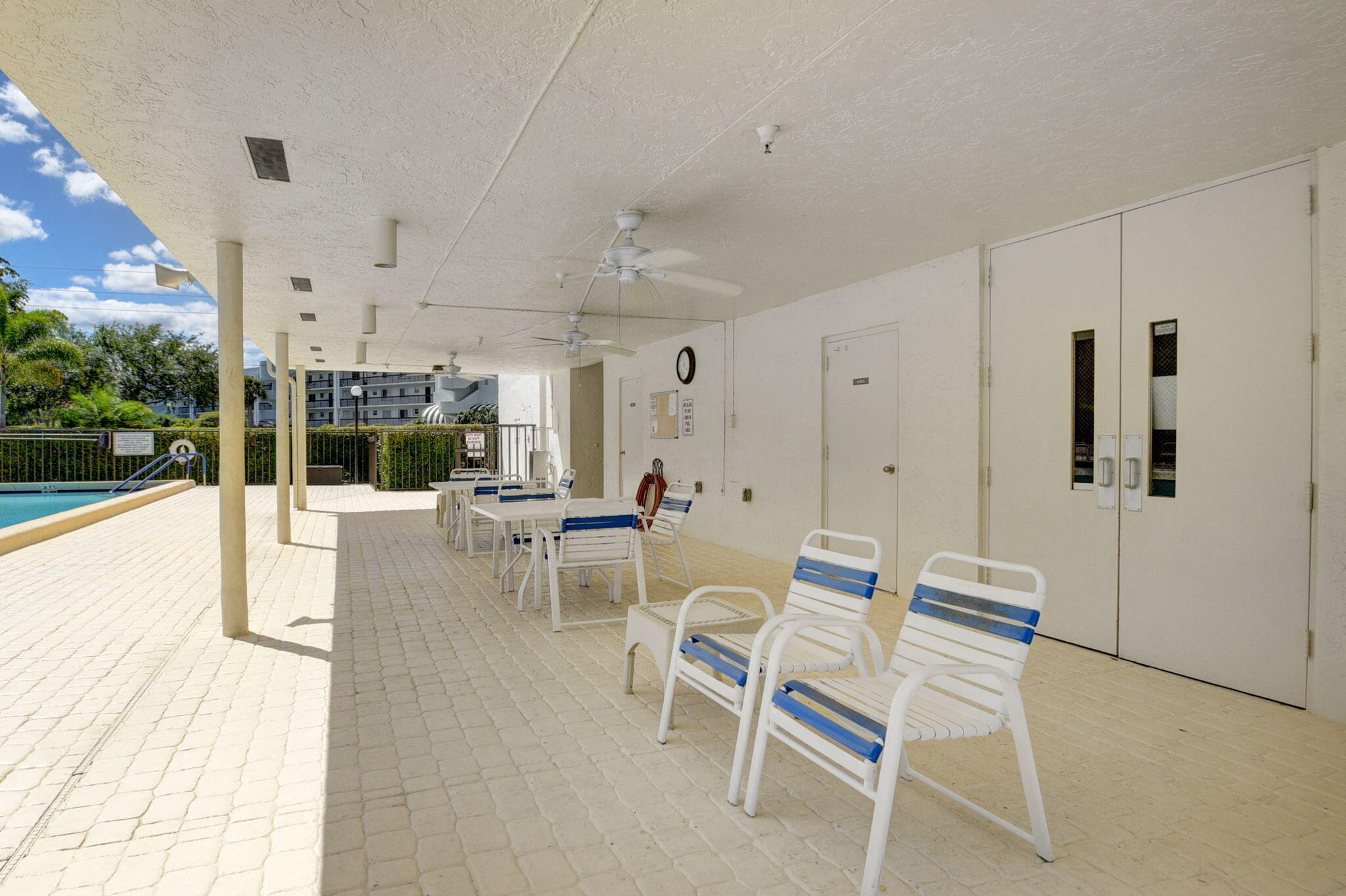 3178 Via Poinciana 208