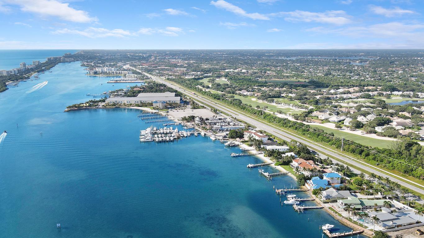 18311 SE Federal Highway