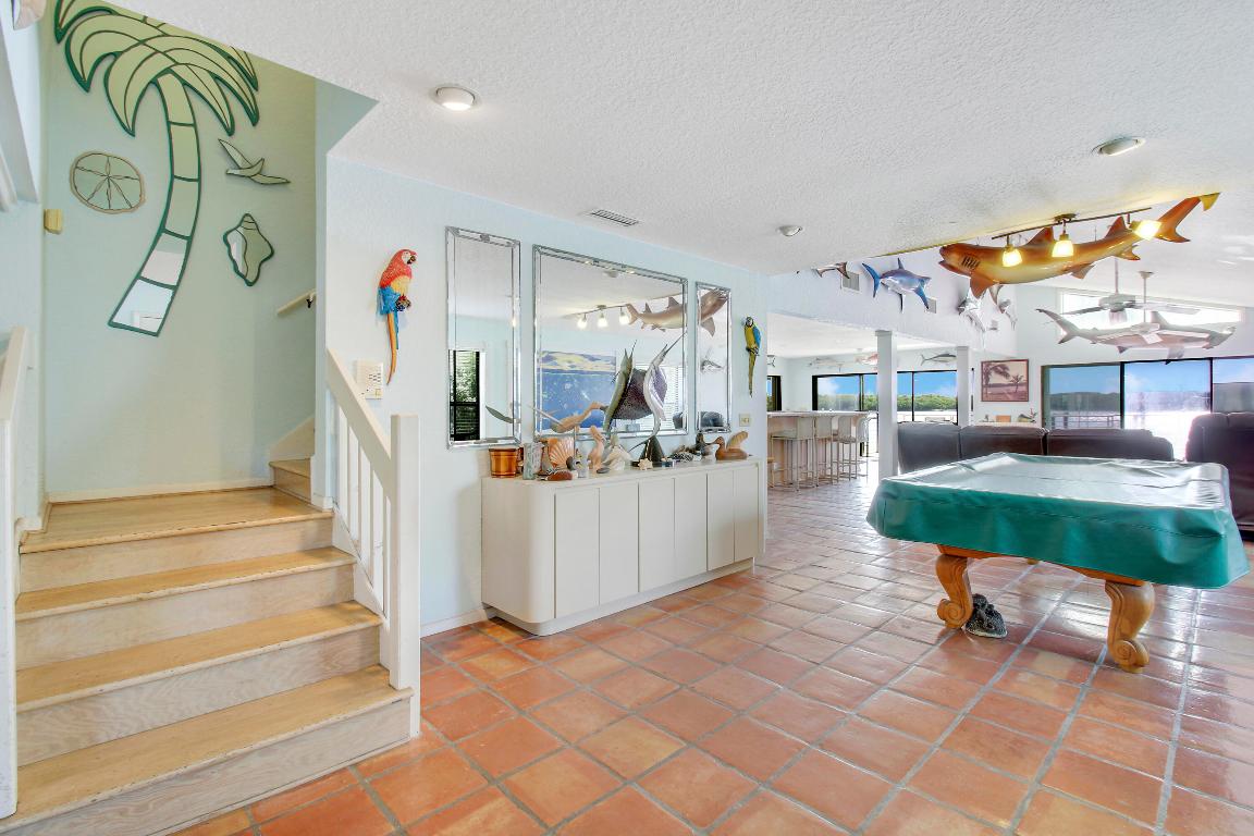 18311 SE Federal Highway