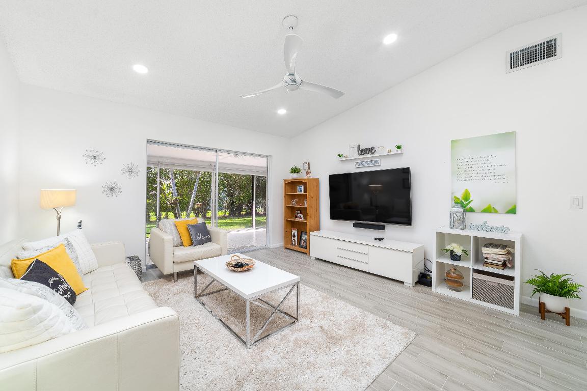 2641 Gately Drive W 2304