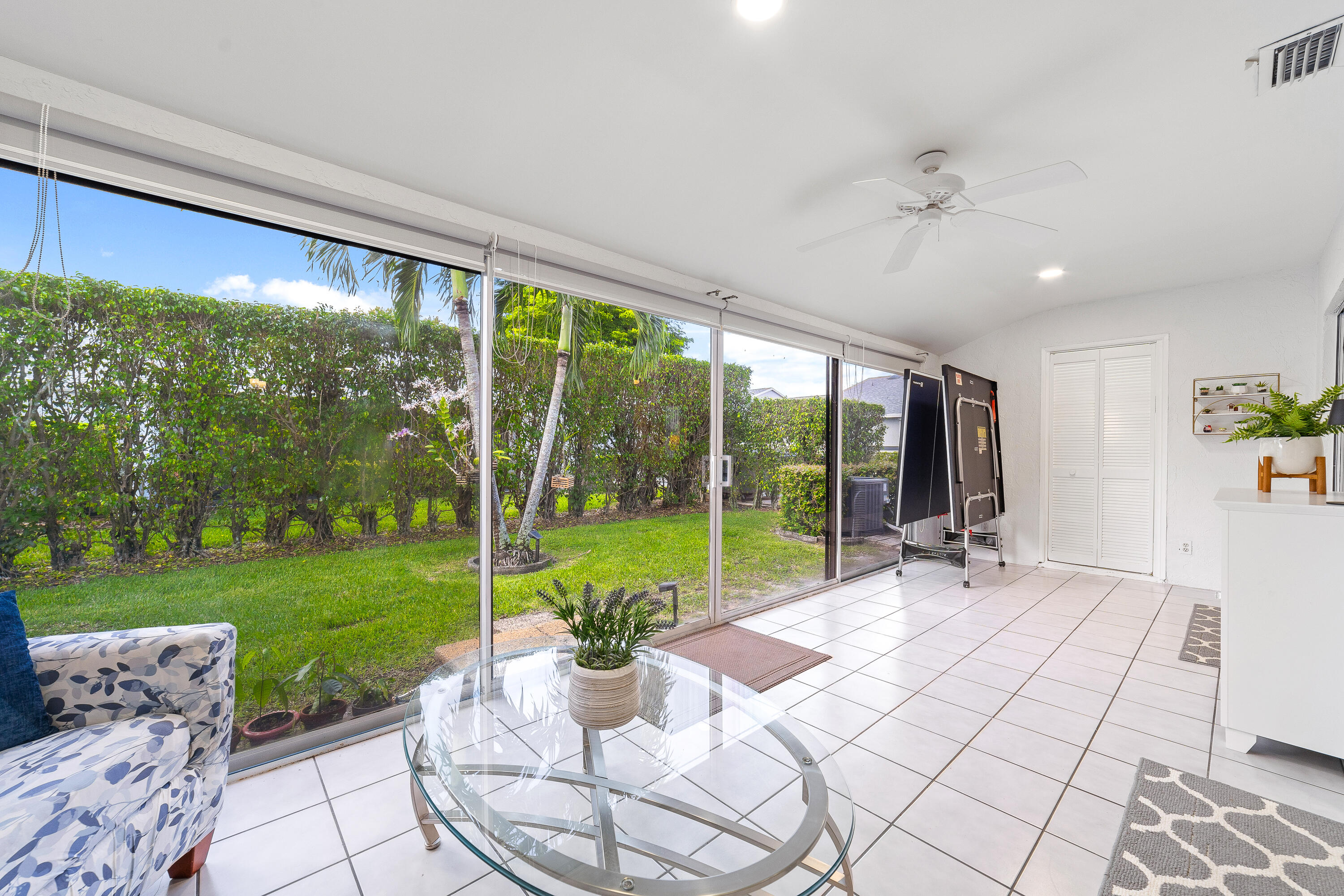 2641 Gately Drive W 2304