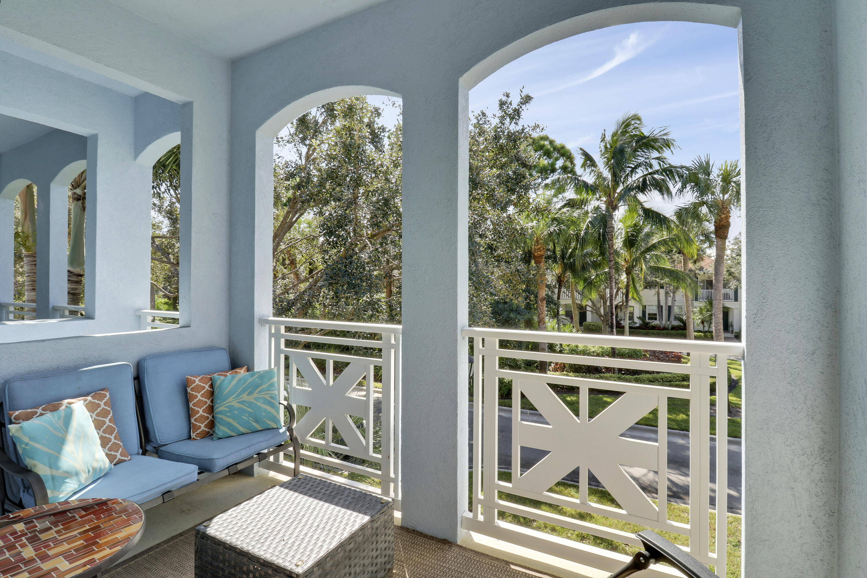 3111 E Community Drive Dr