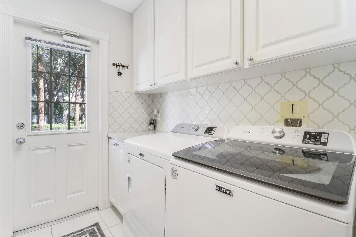 3111 E Community Drive Dr