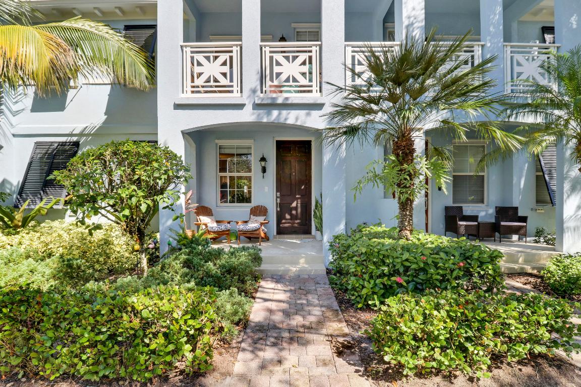 3111 E Community Drive Dr