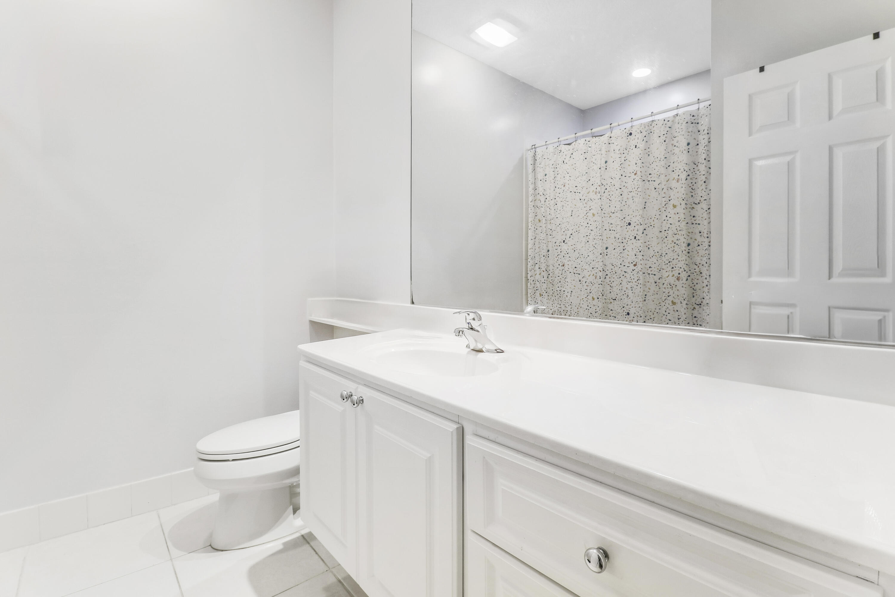 3111 E Community Drive Dr