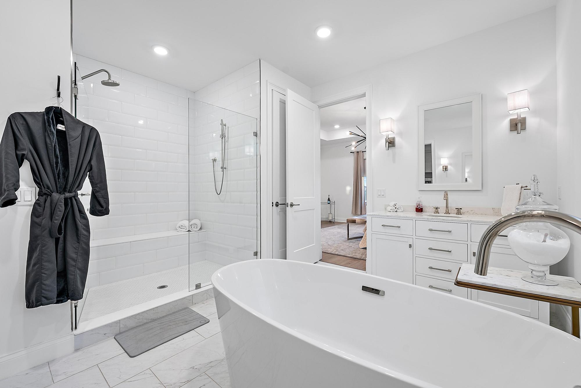 12143 Waterstone Circle