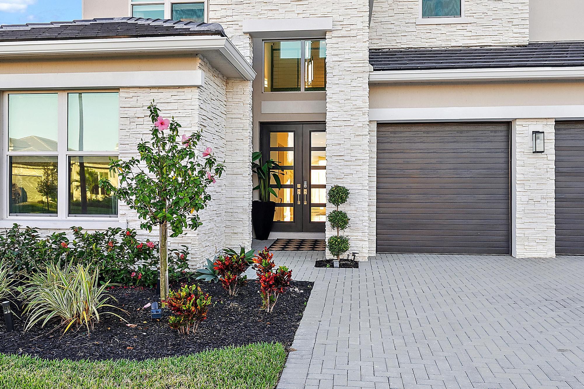 12143 Waterstone Circle