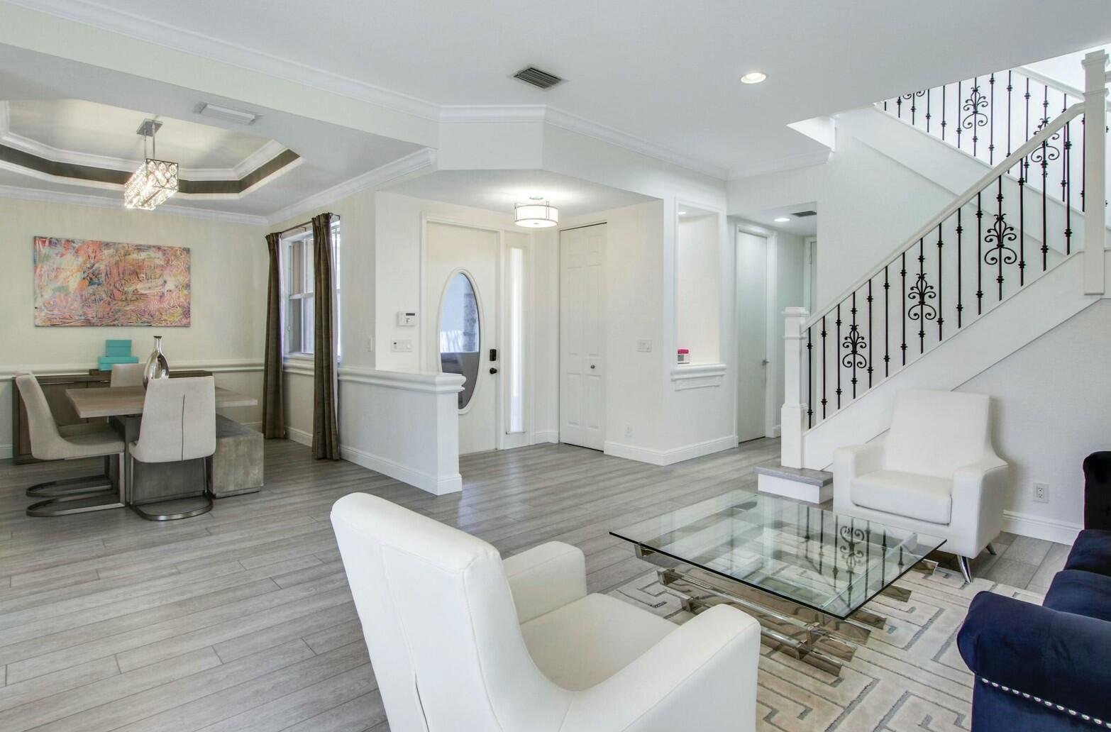 137 Isle Verde Way