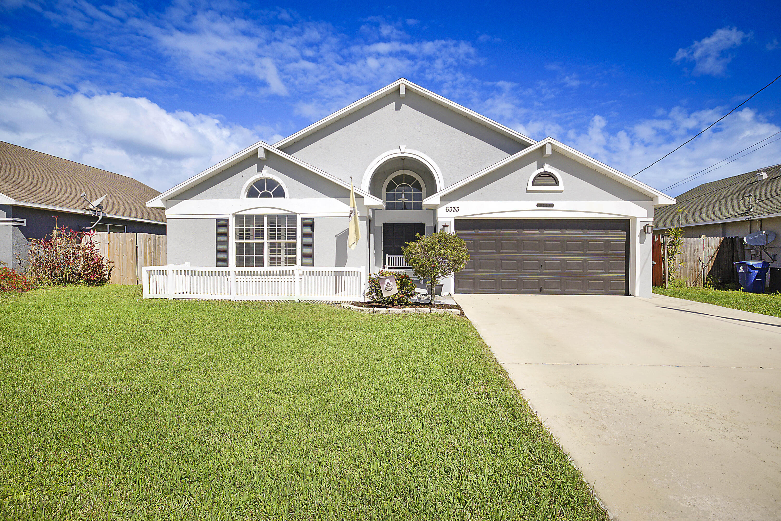 6333 Hollywood Street