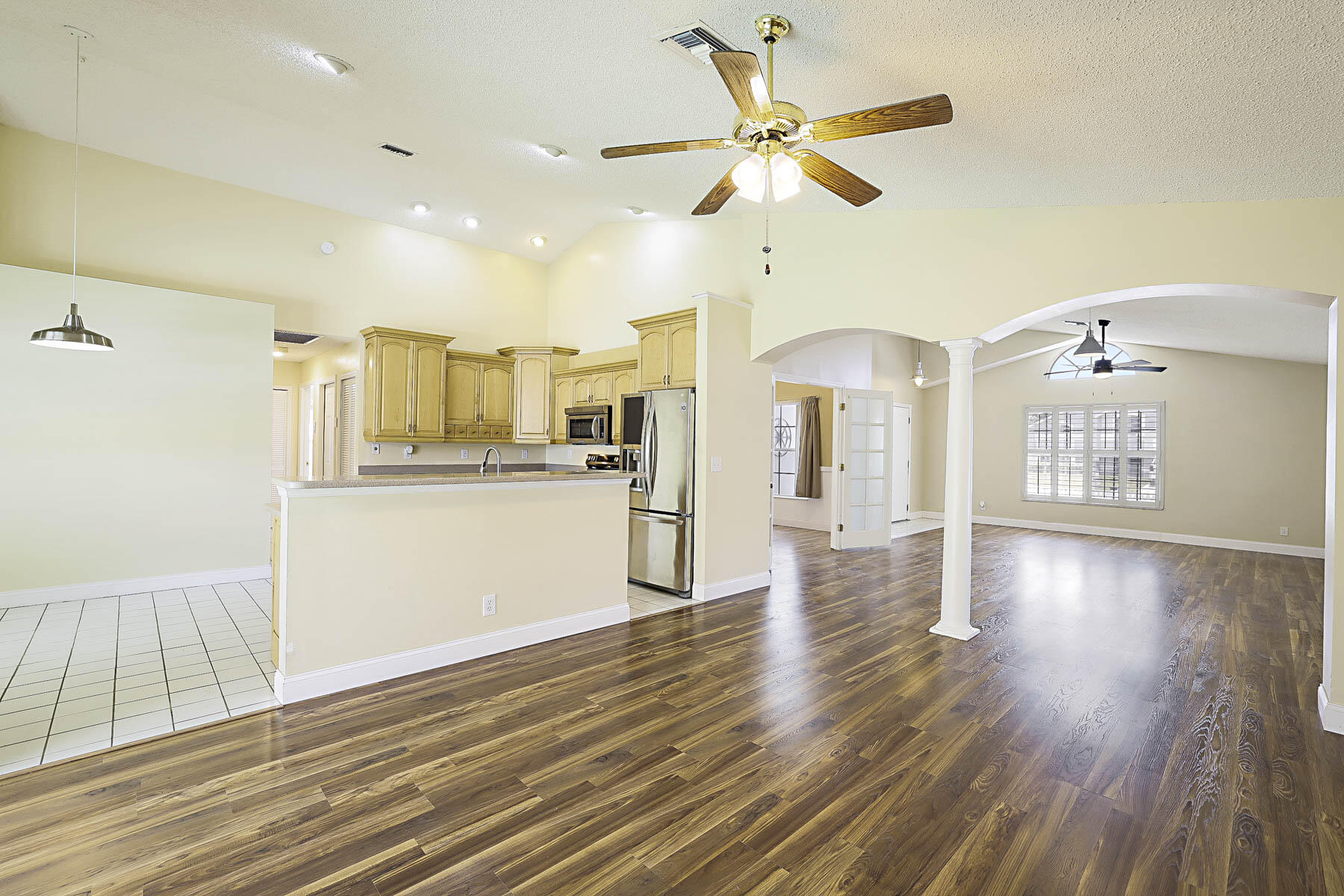 6333 Hollywood Street