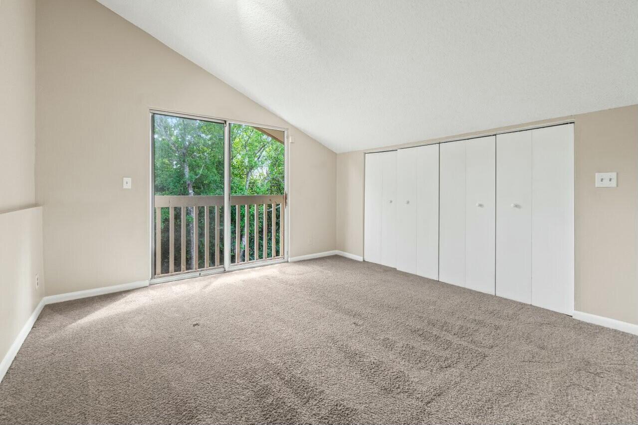 262 Maplecrest Circle