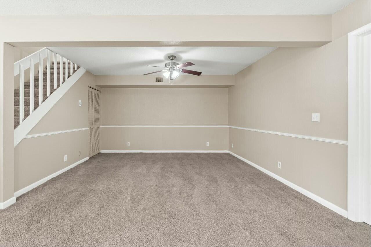 262 Maplecrest Circle