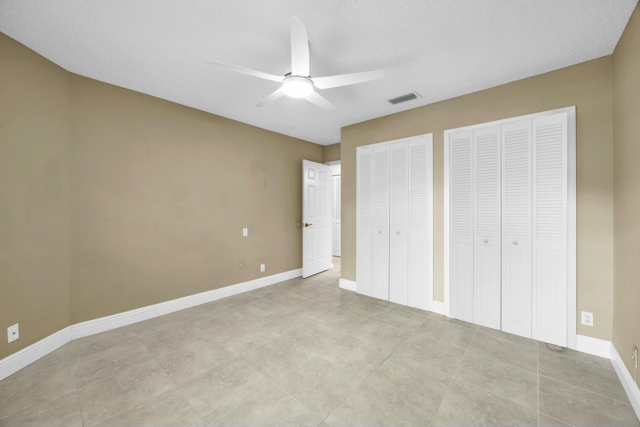 11206 Applegate Circle