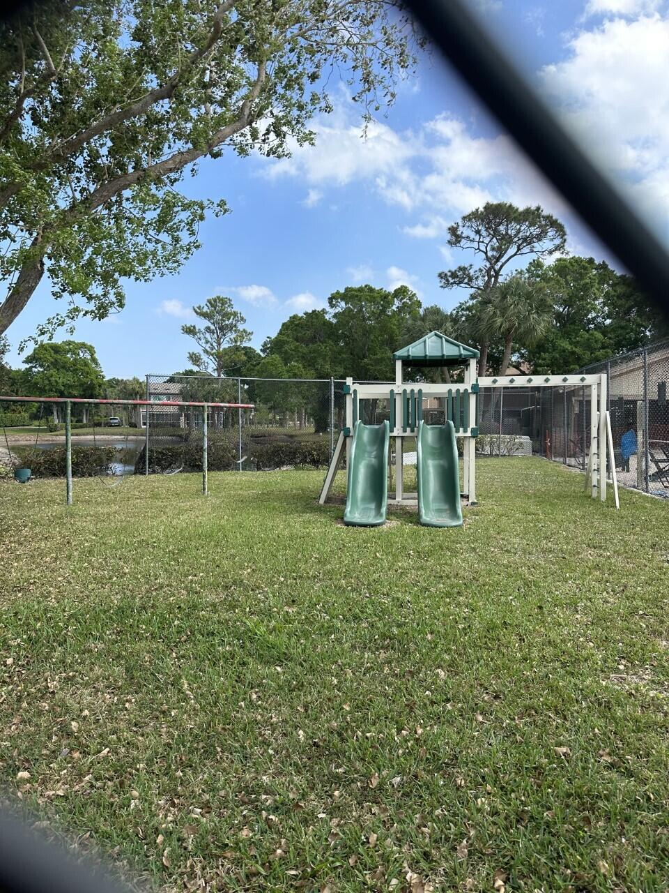 65 Maplecrest Circle