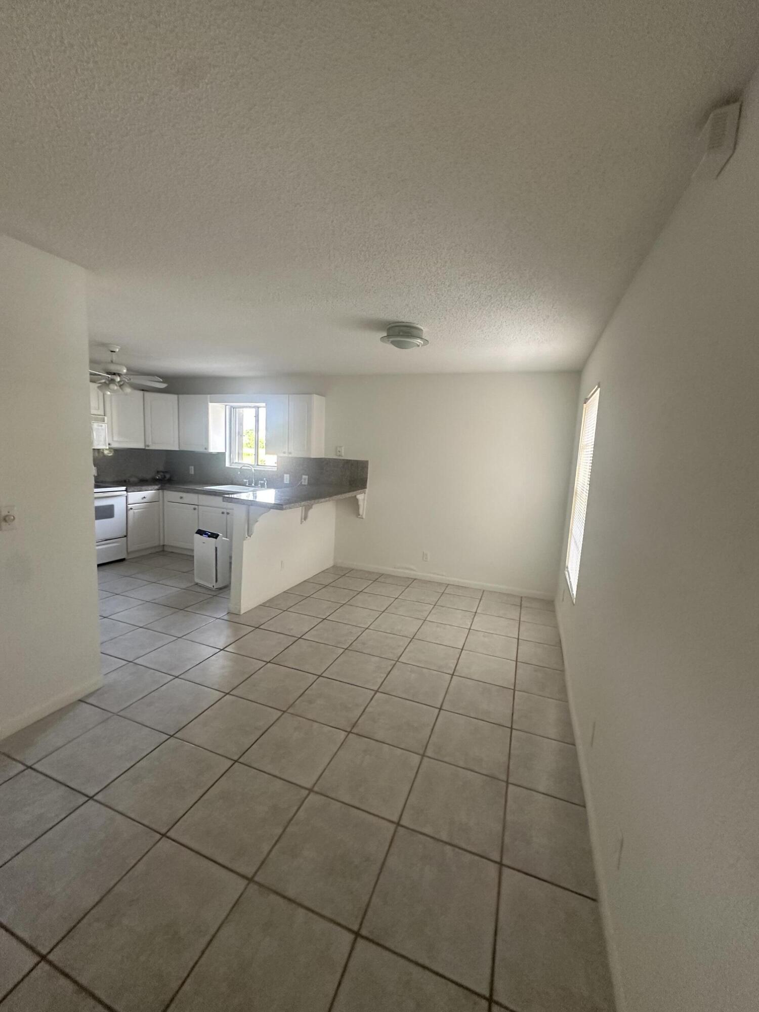 65 Maplecrest Circle