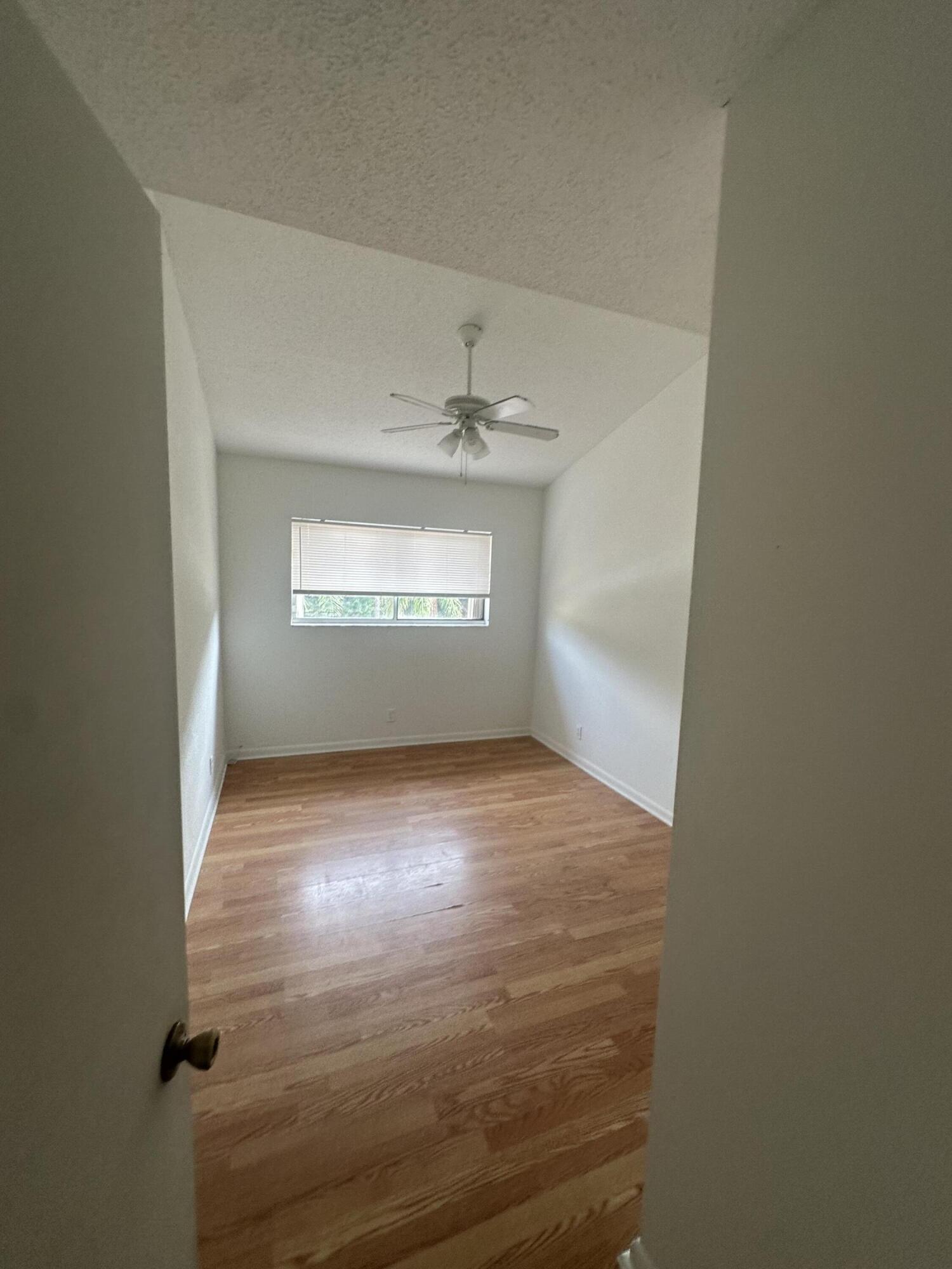 65 Maplecrest Circle