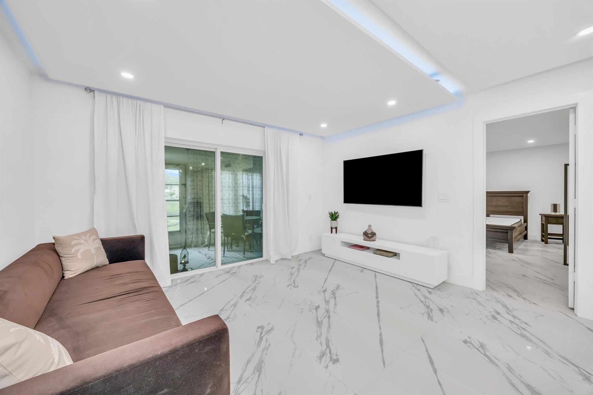 2828 Casita Way 1100