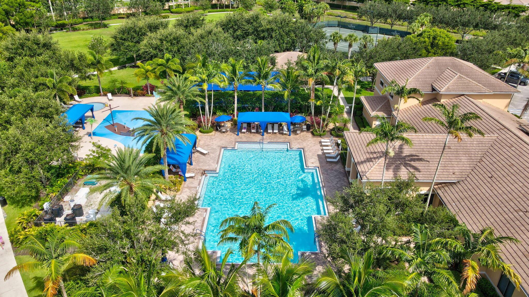 8489 Serena Creek Avenue