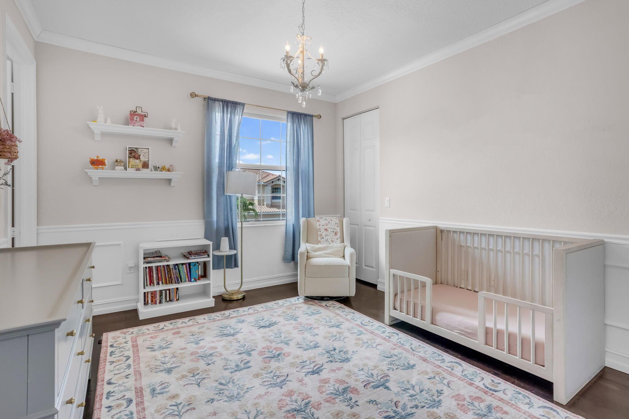 8489 Serena Creek Avenue