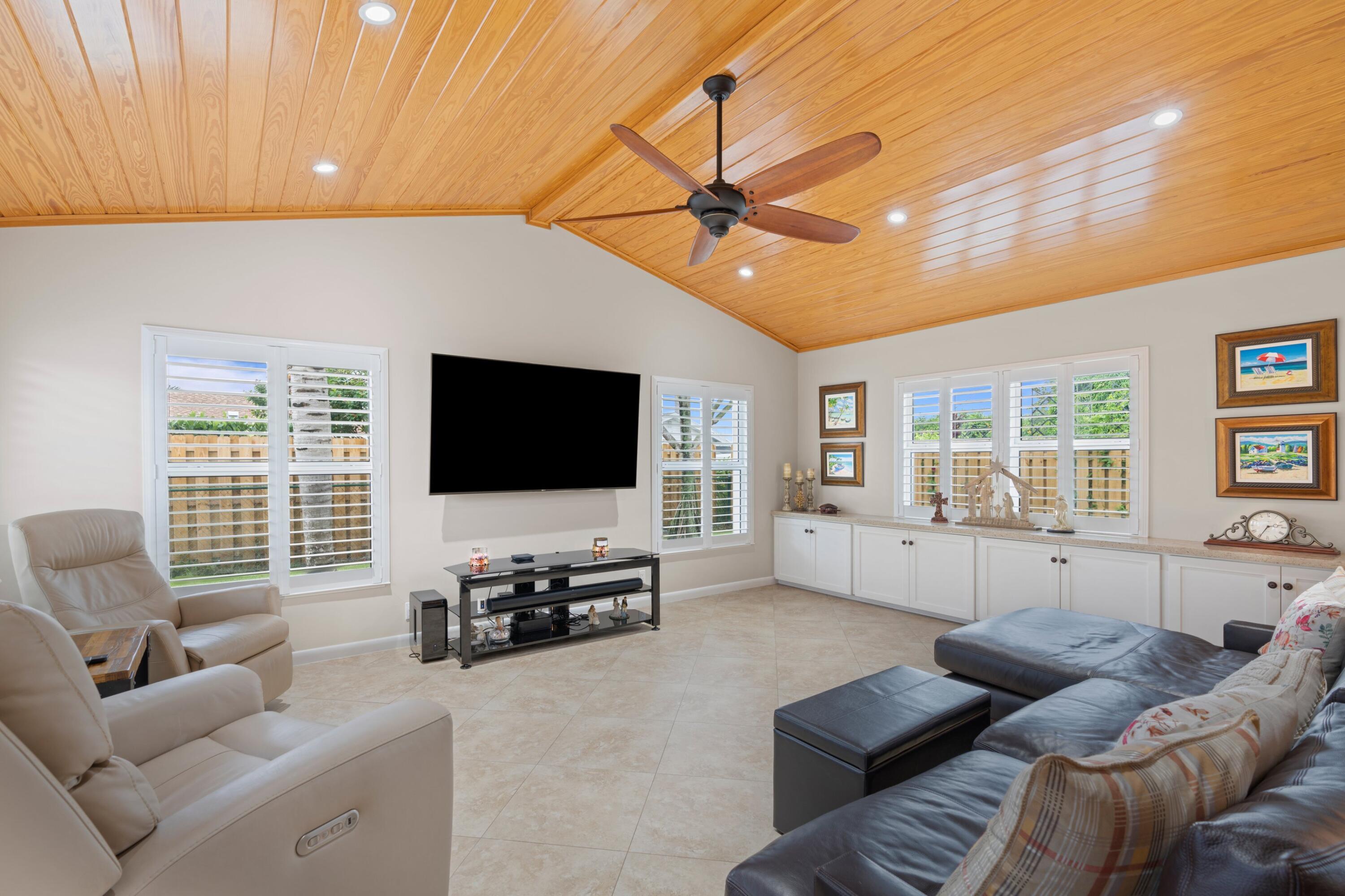 504 Gulf Road