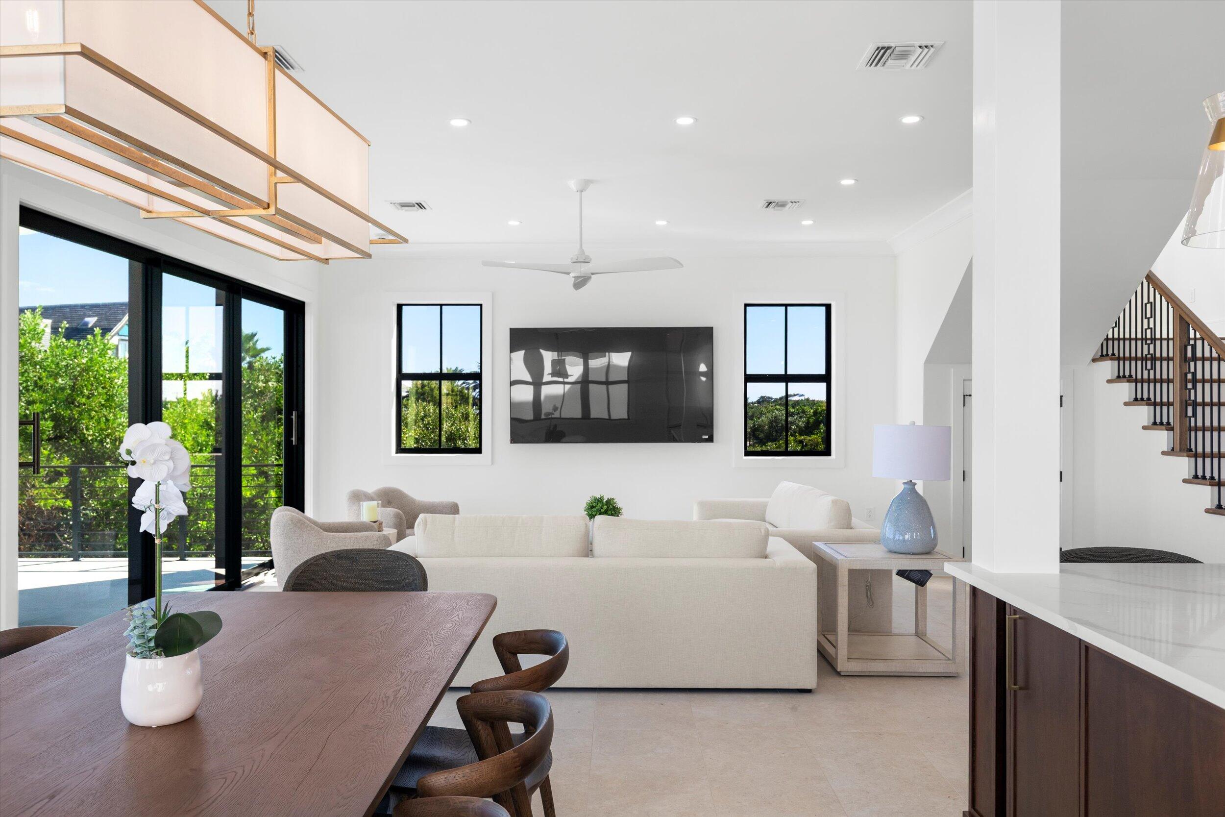 231 E Shore Drive Unit 4