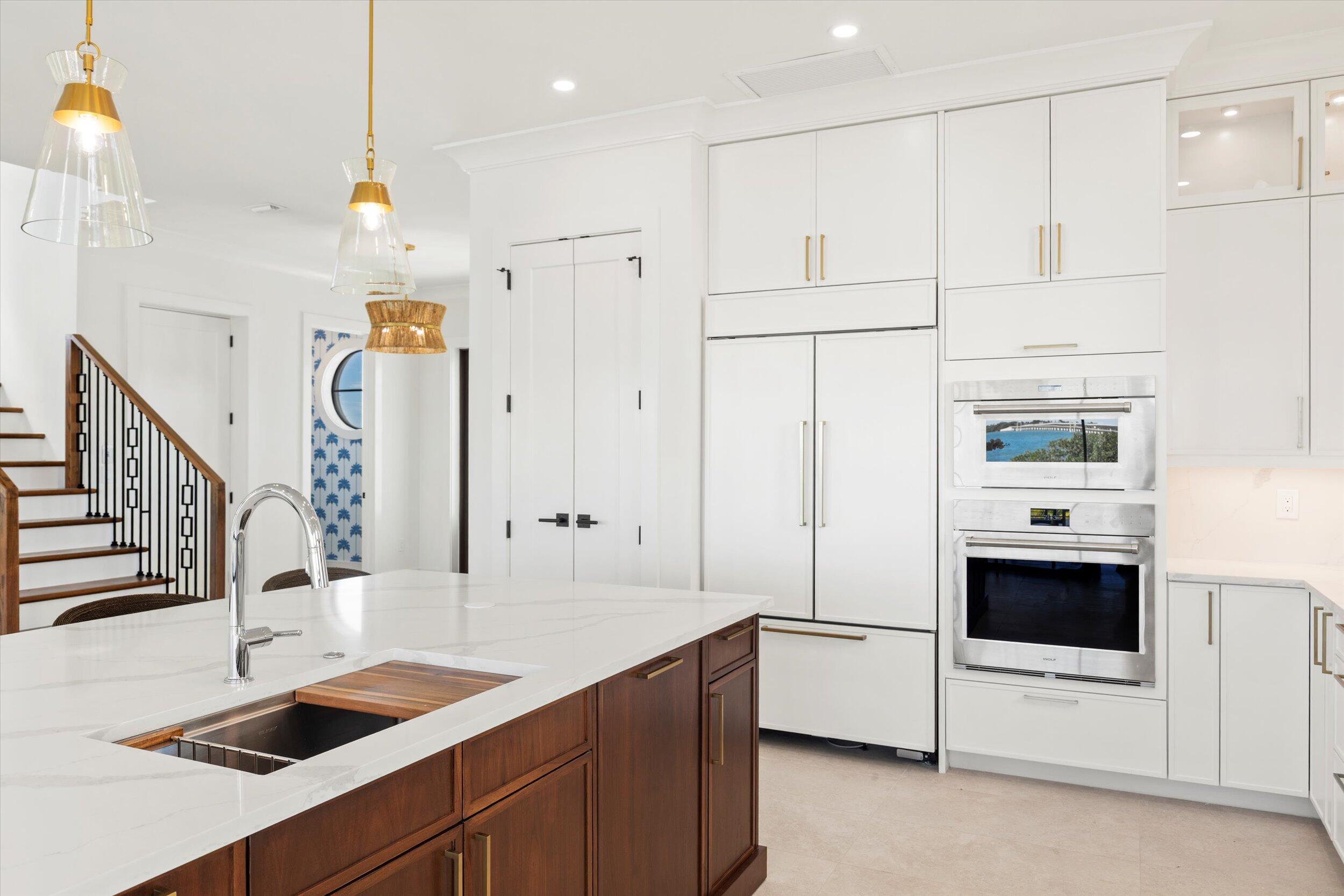 231 E Shore Drive Unit 4