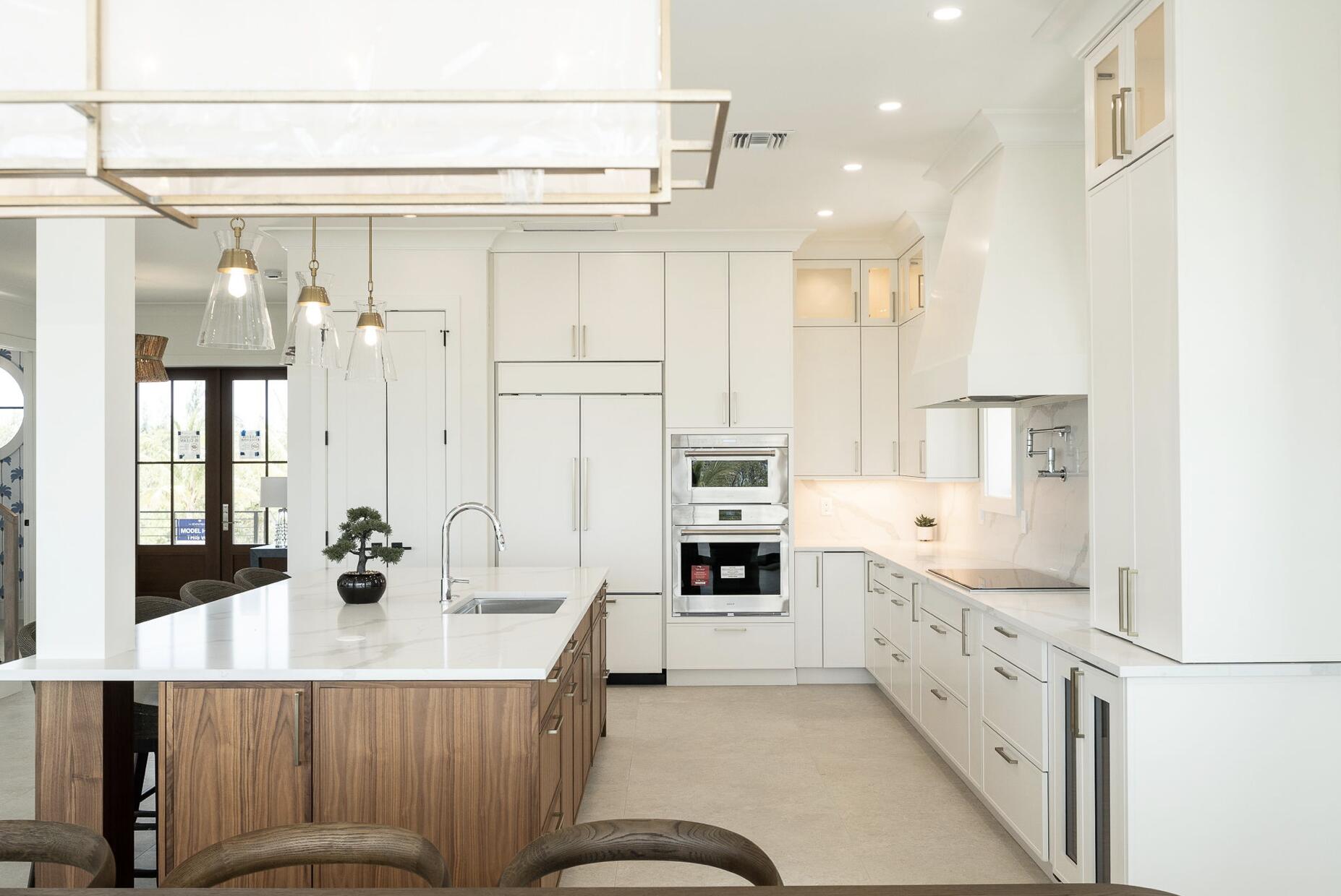 231 E Shore Drive Unit 6
