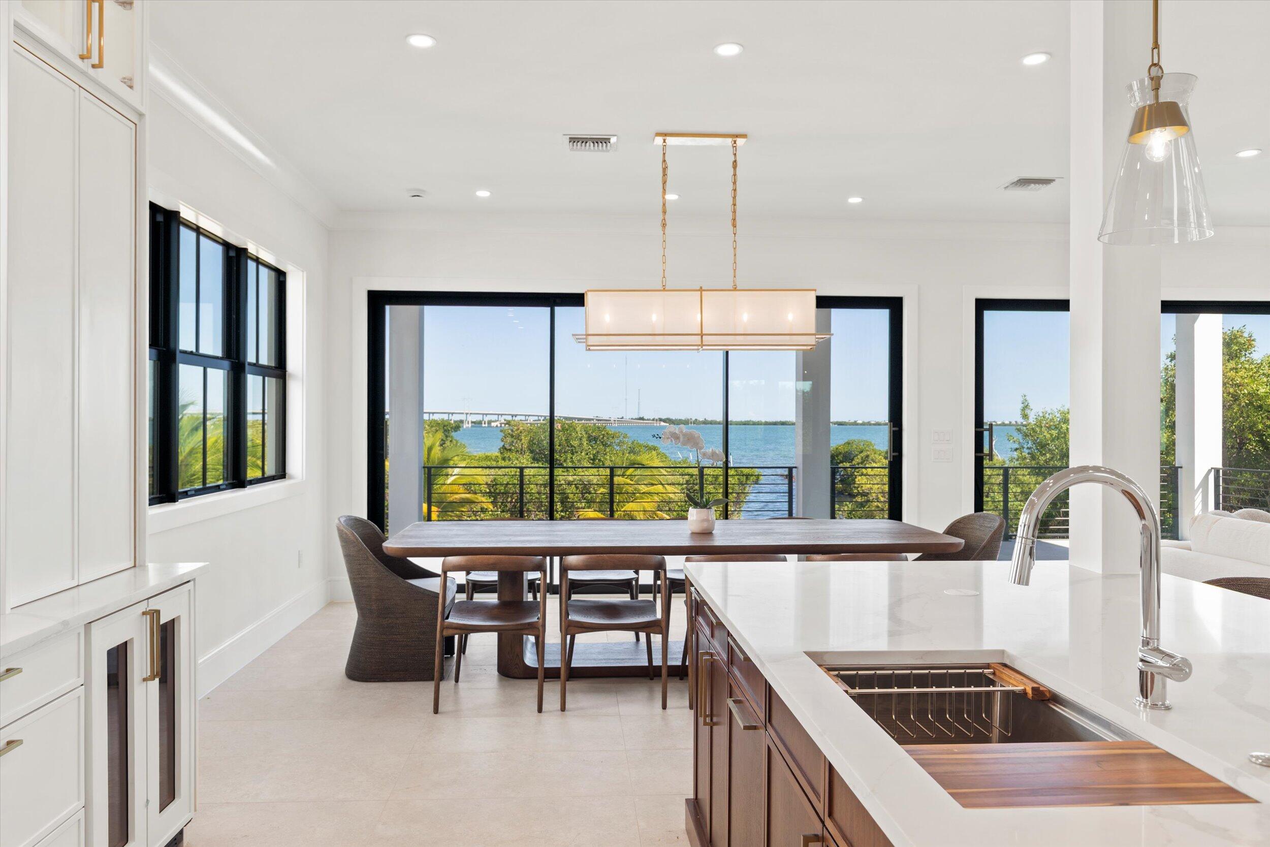 231 E Shore Drive Unit 7