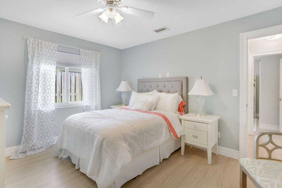 4143 Catalpha Avenue