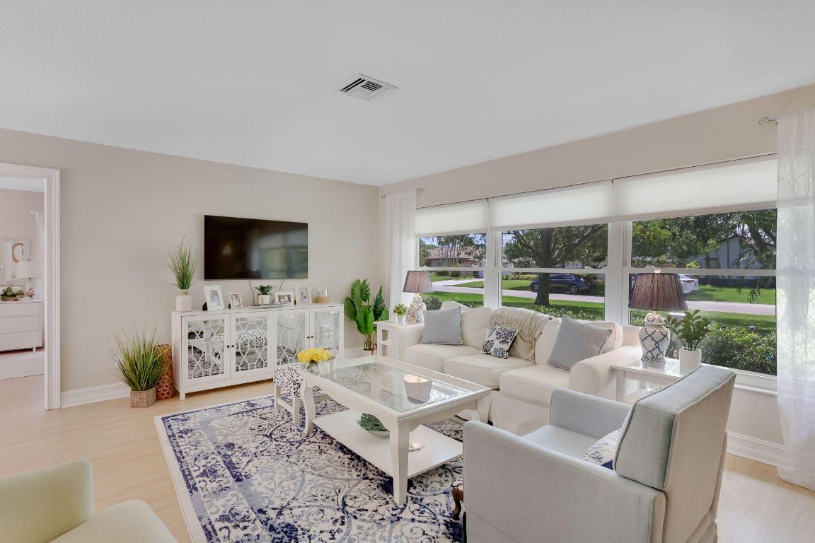 4143 Catalpha Avenue