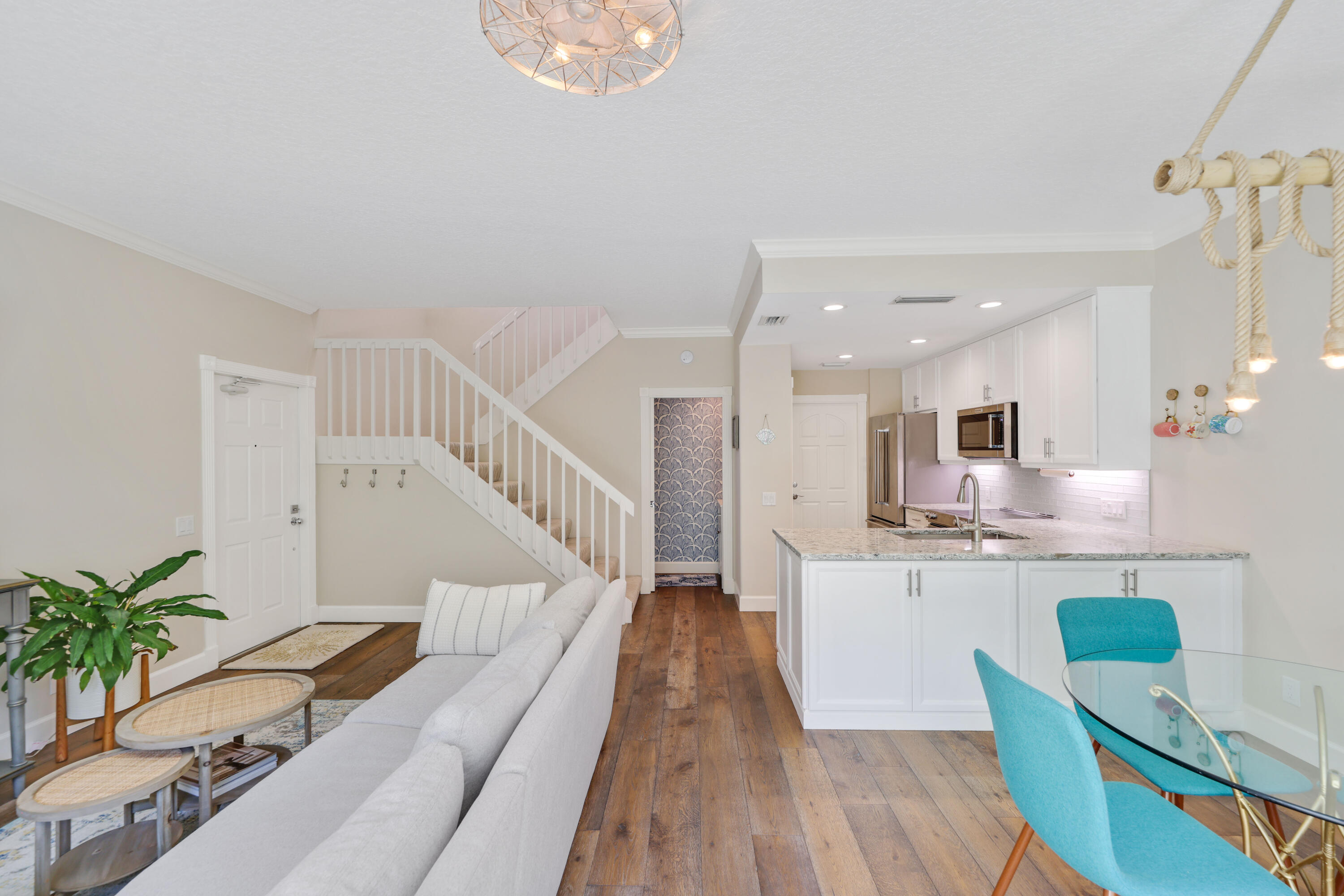 48 Laurel Oaks Circle