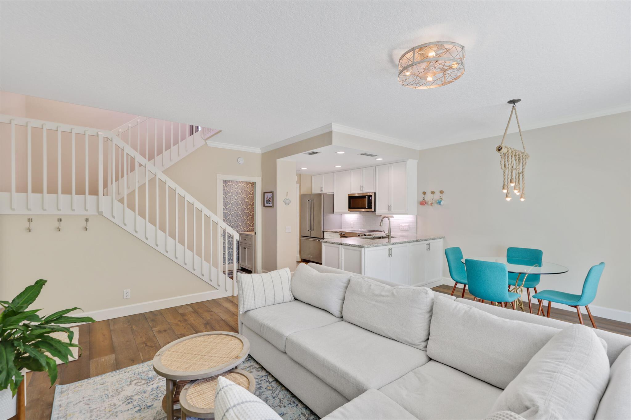 48 Laurel Oaks Circle