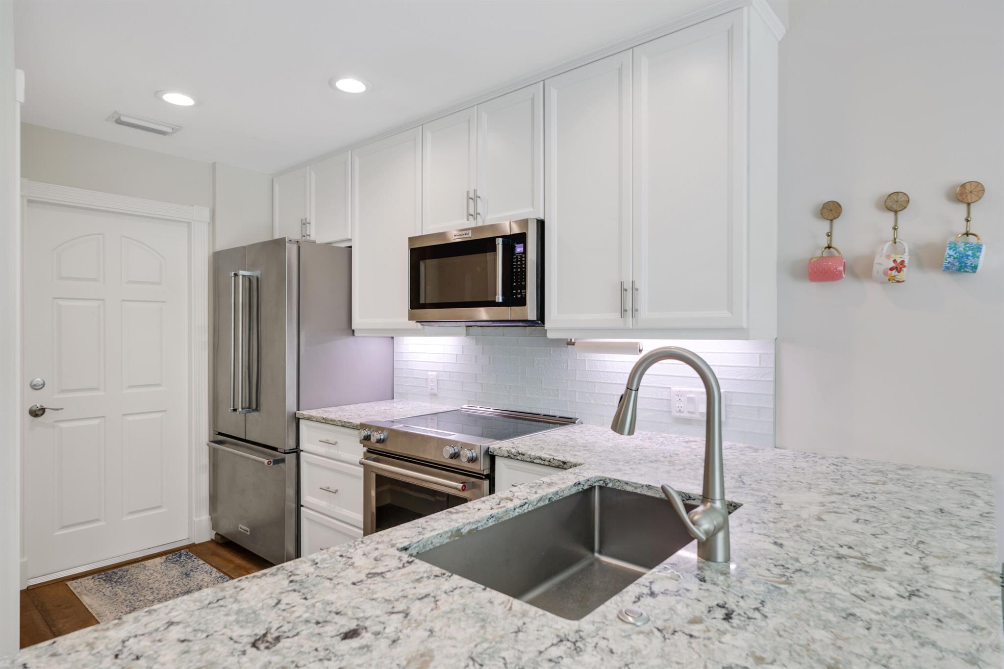 48 Laurel Oaks Circle