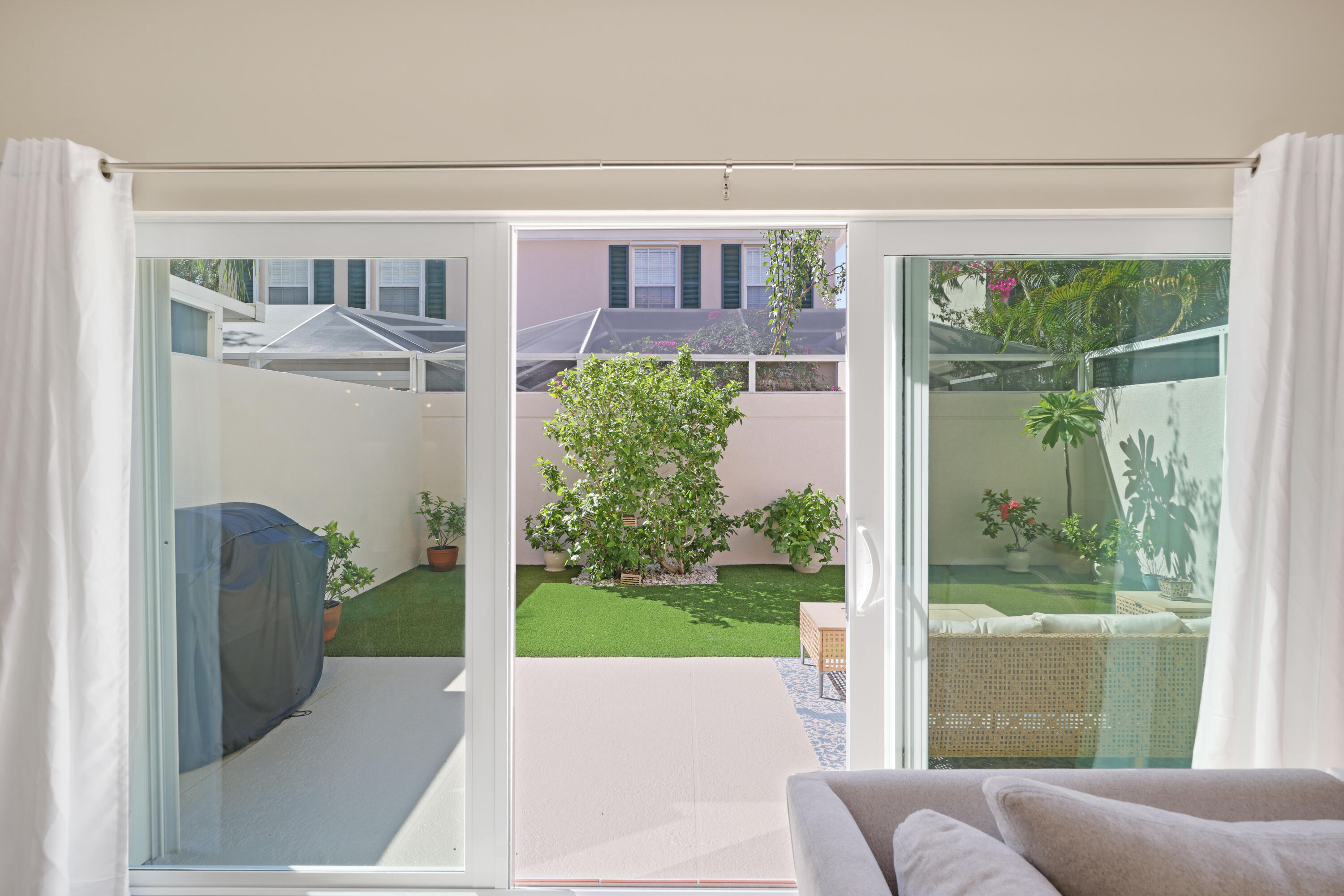 48 Laurel Oaks Circle