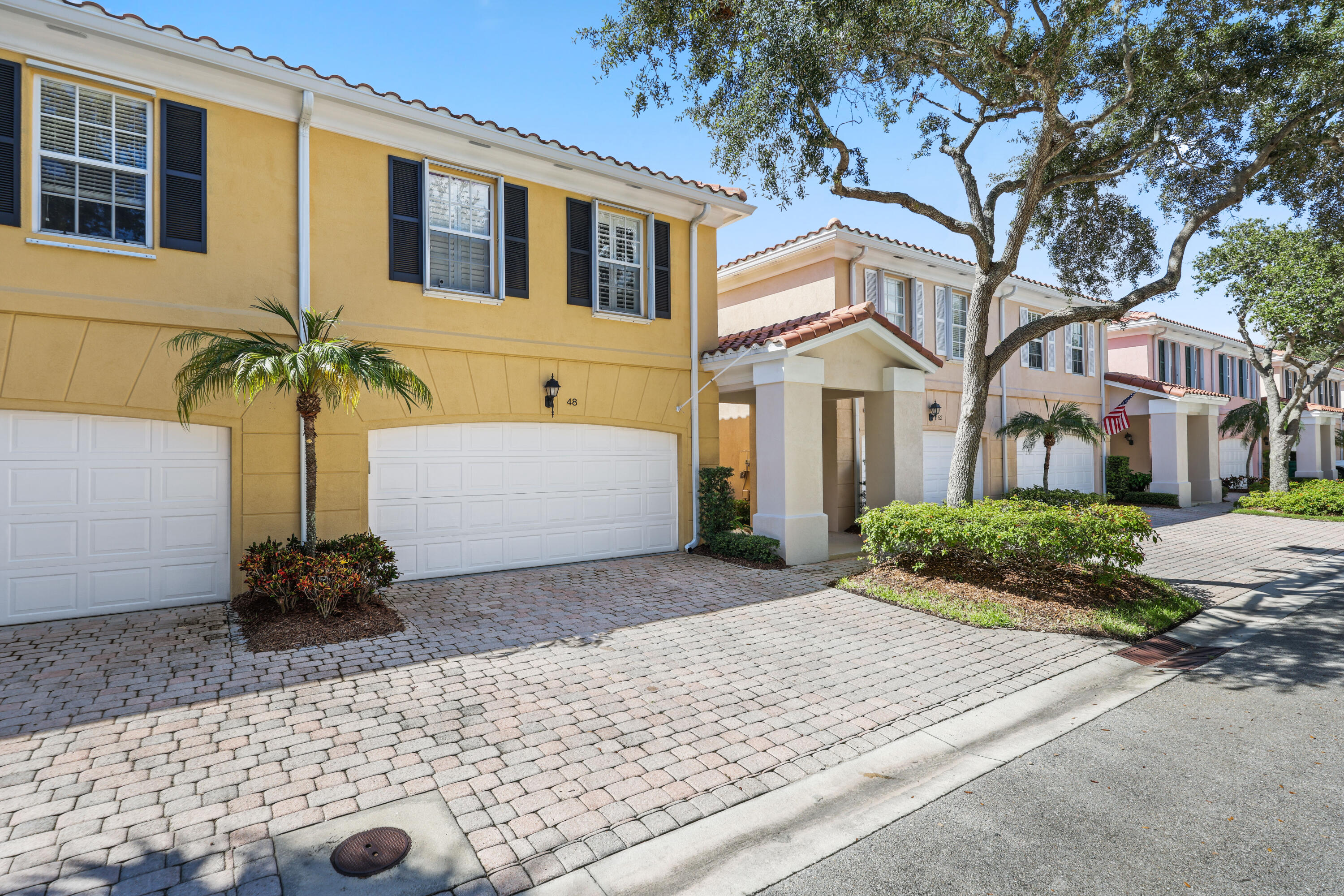 48 Laurel Oaks Circle
