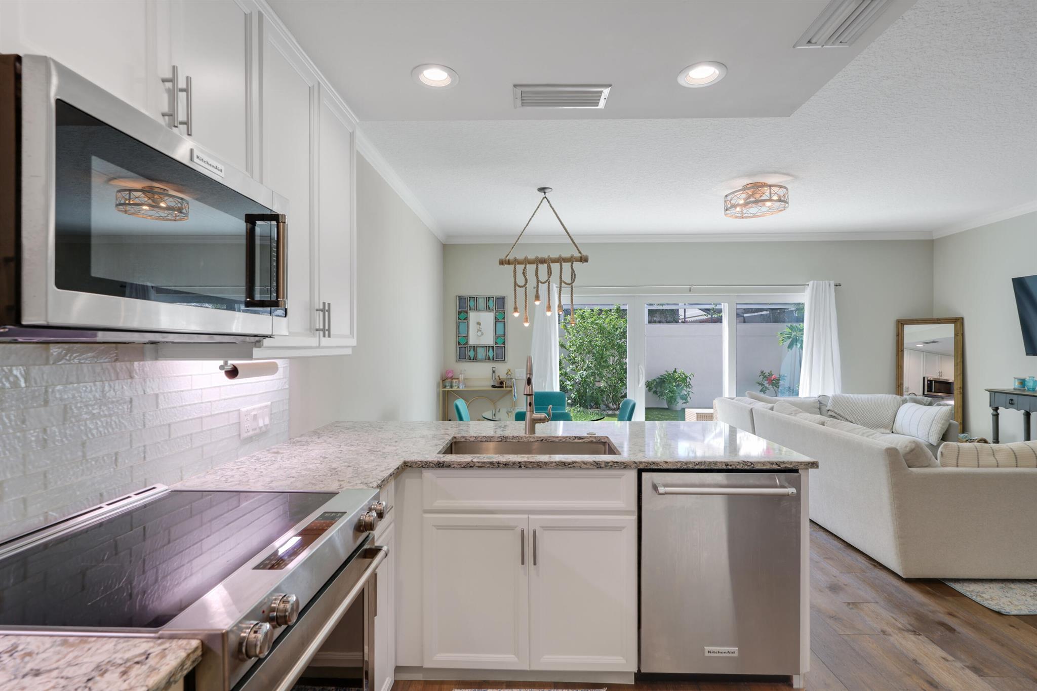 48 Laurel Oaks Circle