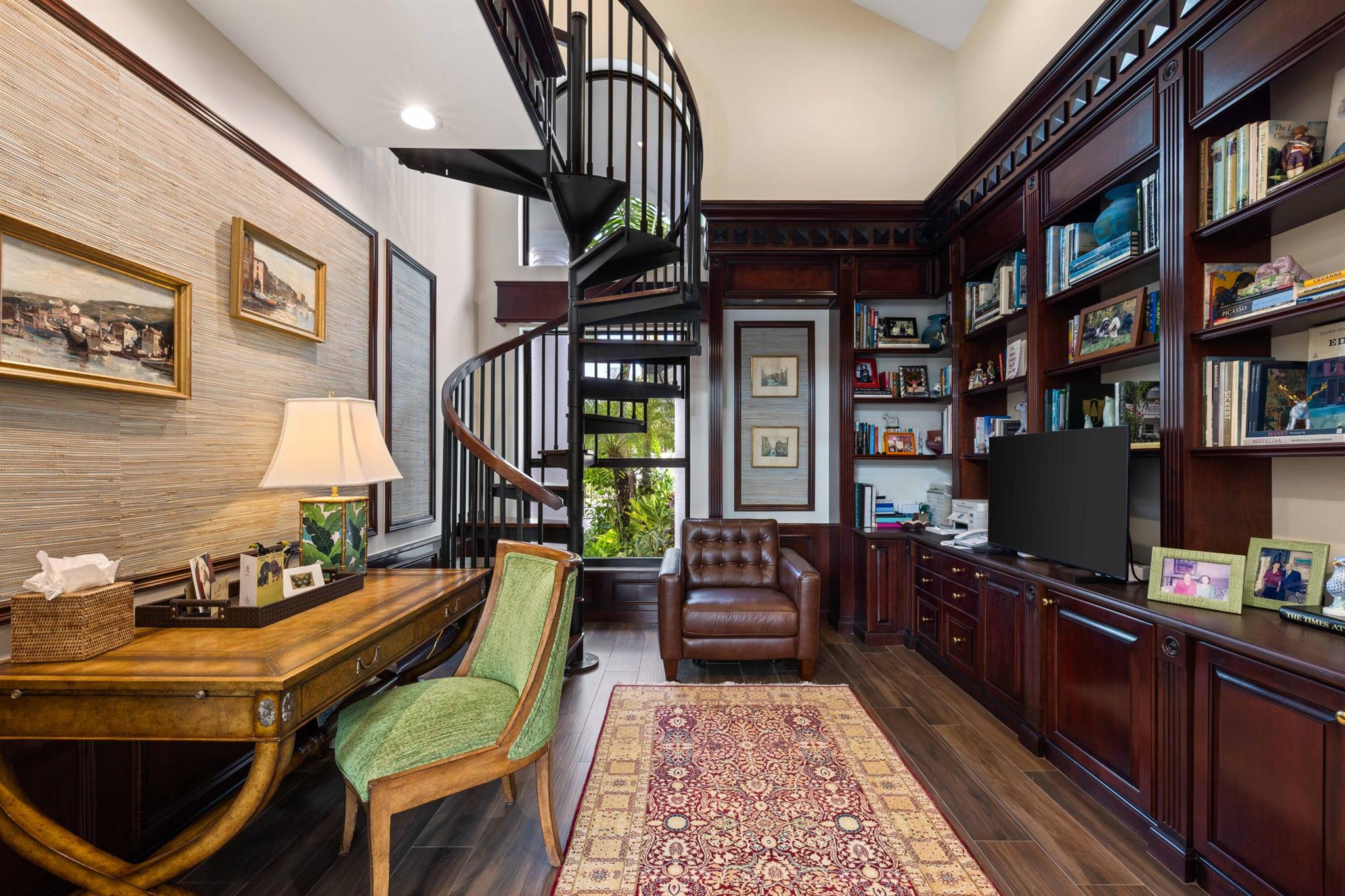 5604 War Admiral Road