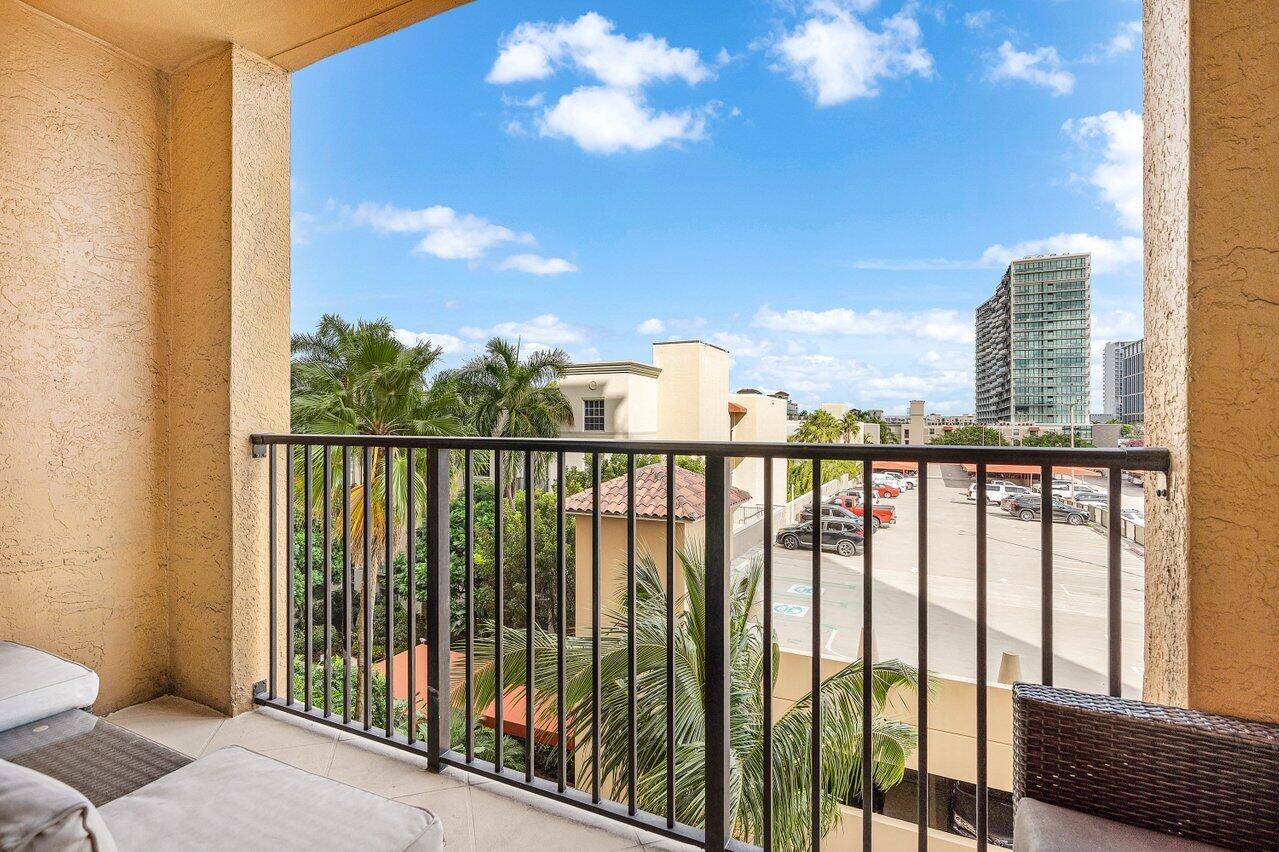 651 Okeechobee Boulevard 410