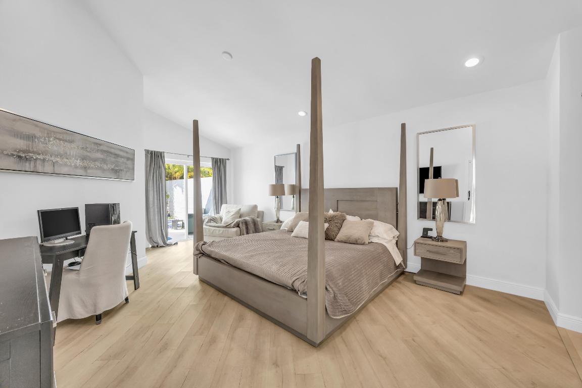 39 Dorchester Circle