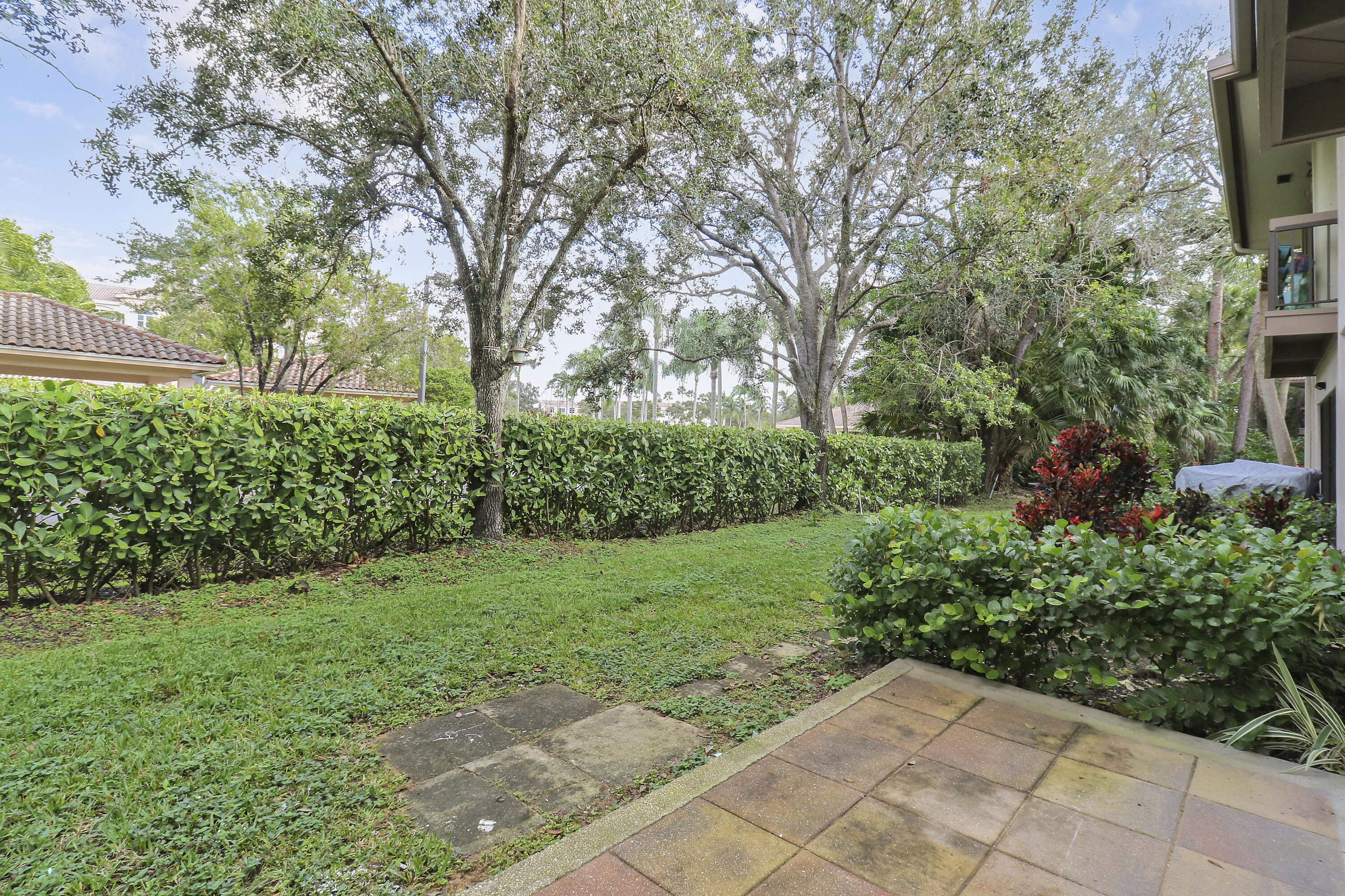 1107 Duncan Circle 102