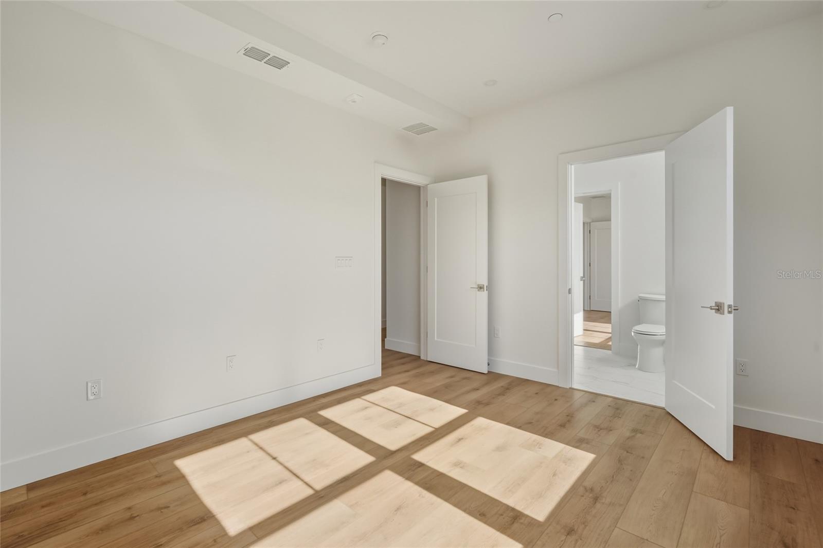 455 PINELLAS BAYWAY S #3B