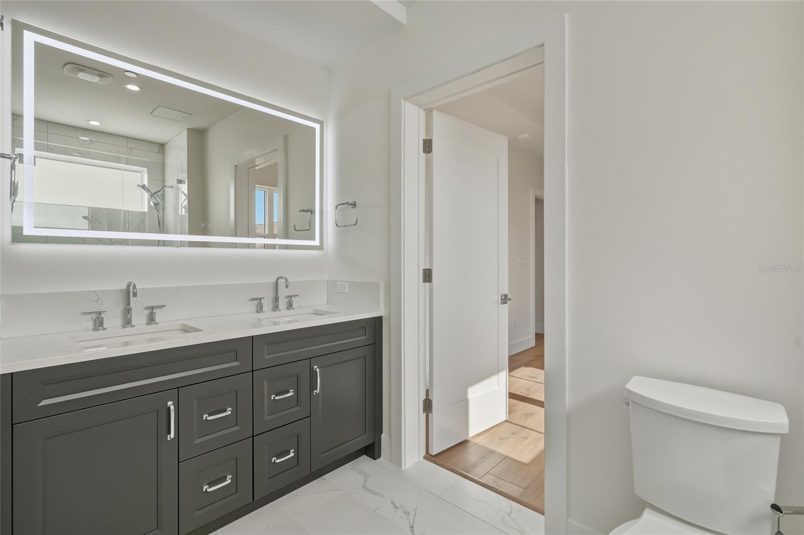 455 PINELLAS BAYWAY S #3B