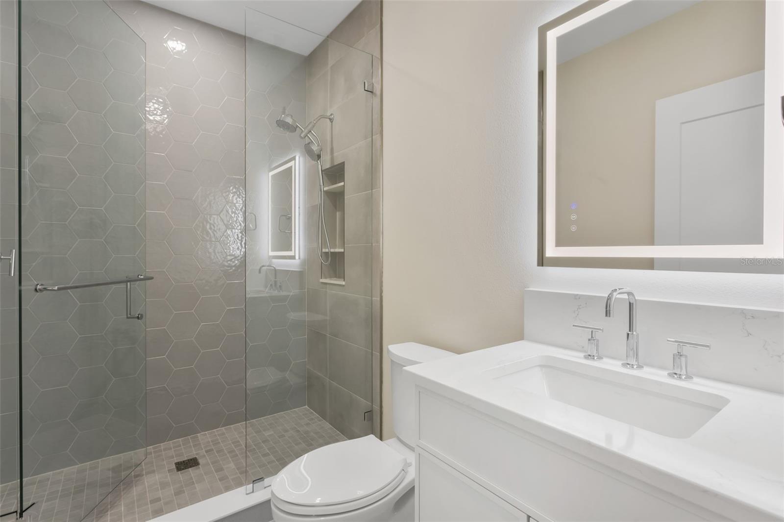 455 PINELLAS BAYWAY S #3B