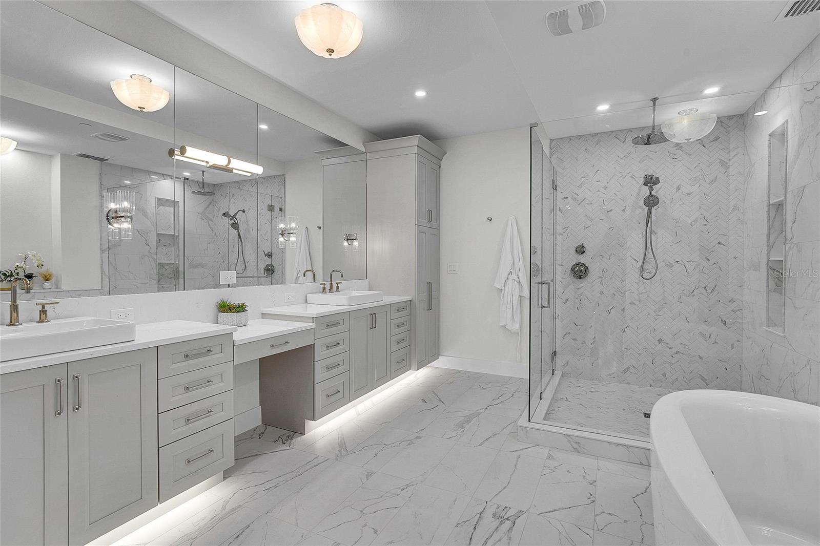 455 PINELLAS BAYWAY S #2A