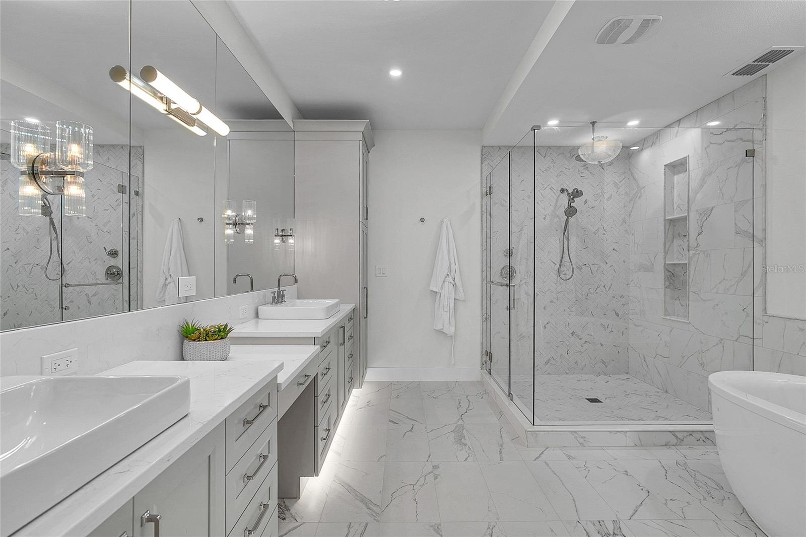 455 PINELLAS BAYWAY S #2A