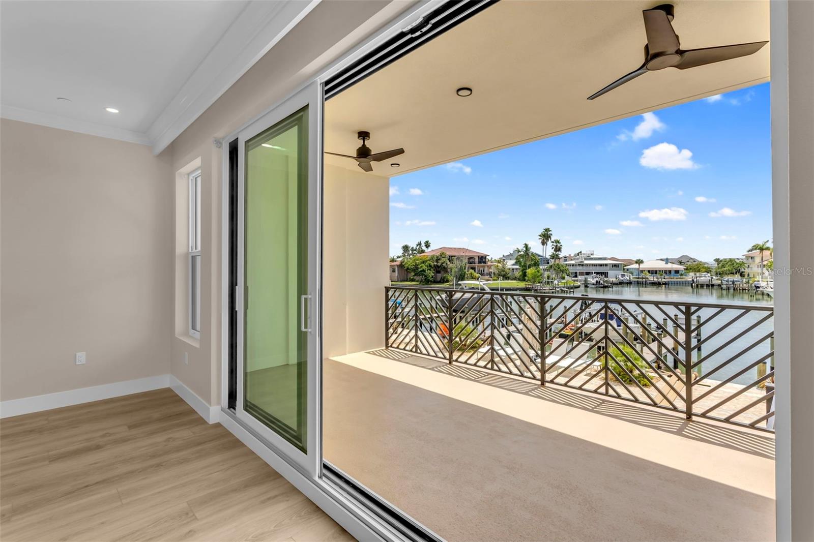 455 PINELLAS BAYWAY S #2B